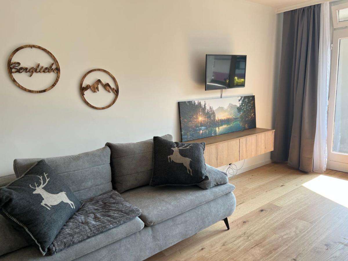Wolfgangsee Ferienappartement „Bergliebe“ Strobl Luaran gambar
